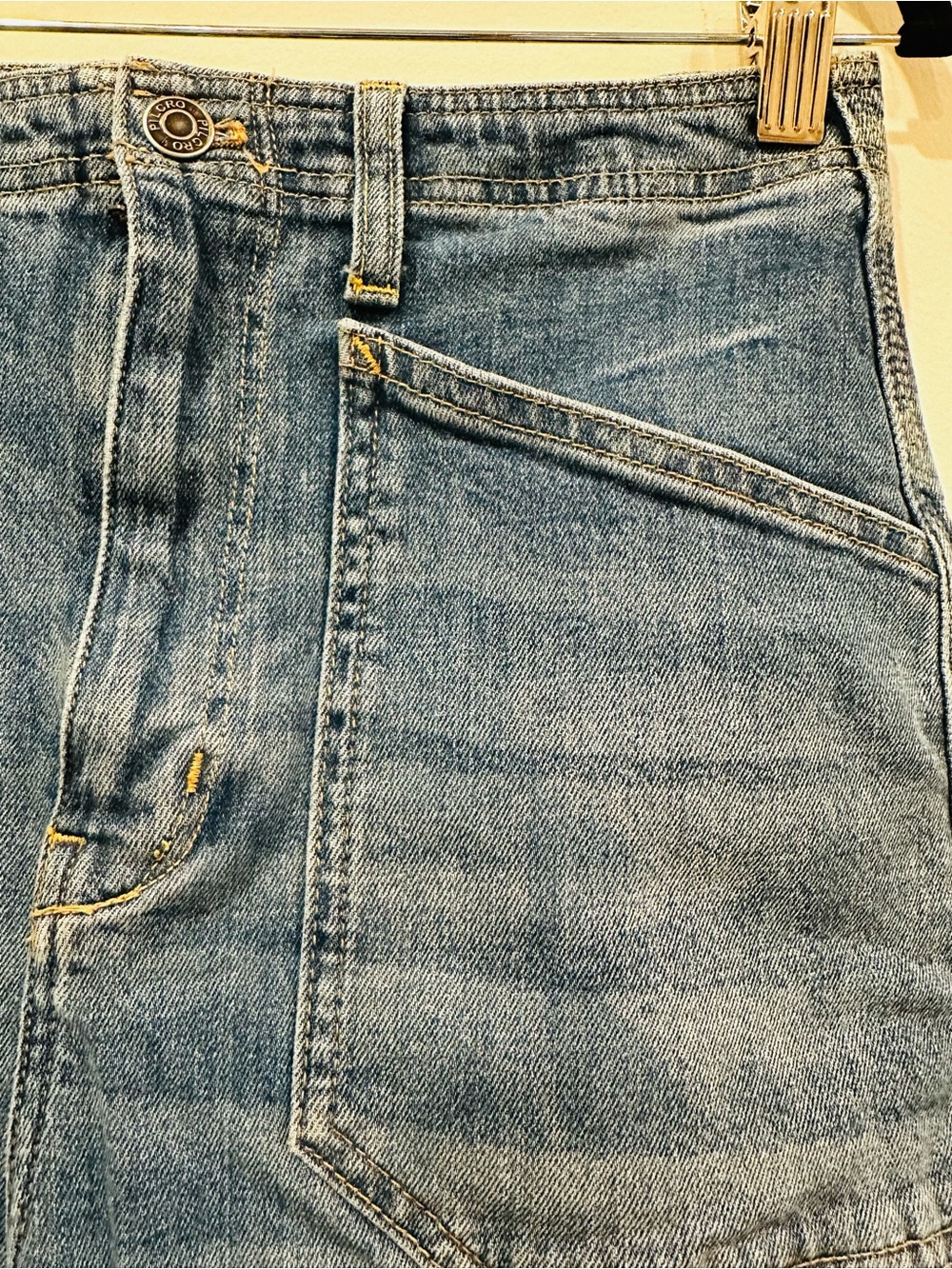 Pilcro Carpenter Jeans - Picture 4 of 7